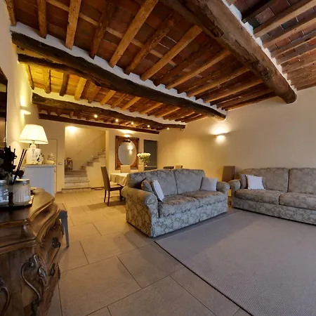 La Bella Lucca Szálloda 3*